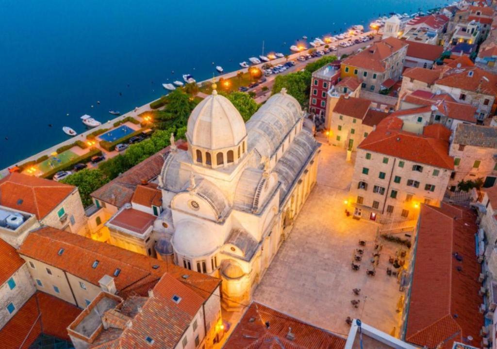 Luxury Beach Apartment W Sunset Sea Views Šibenik Extérieur photo