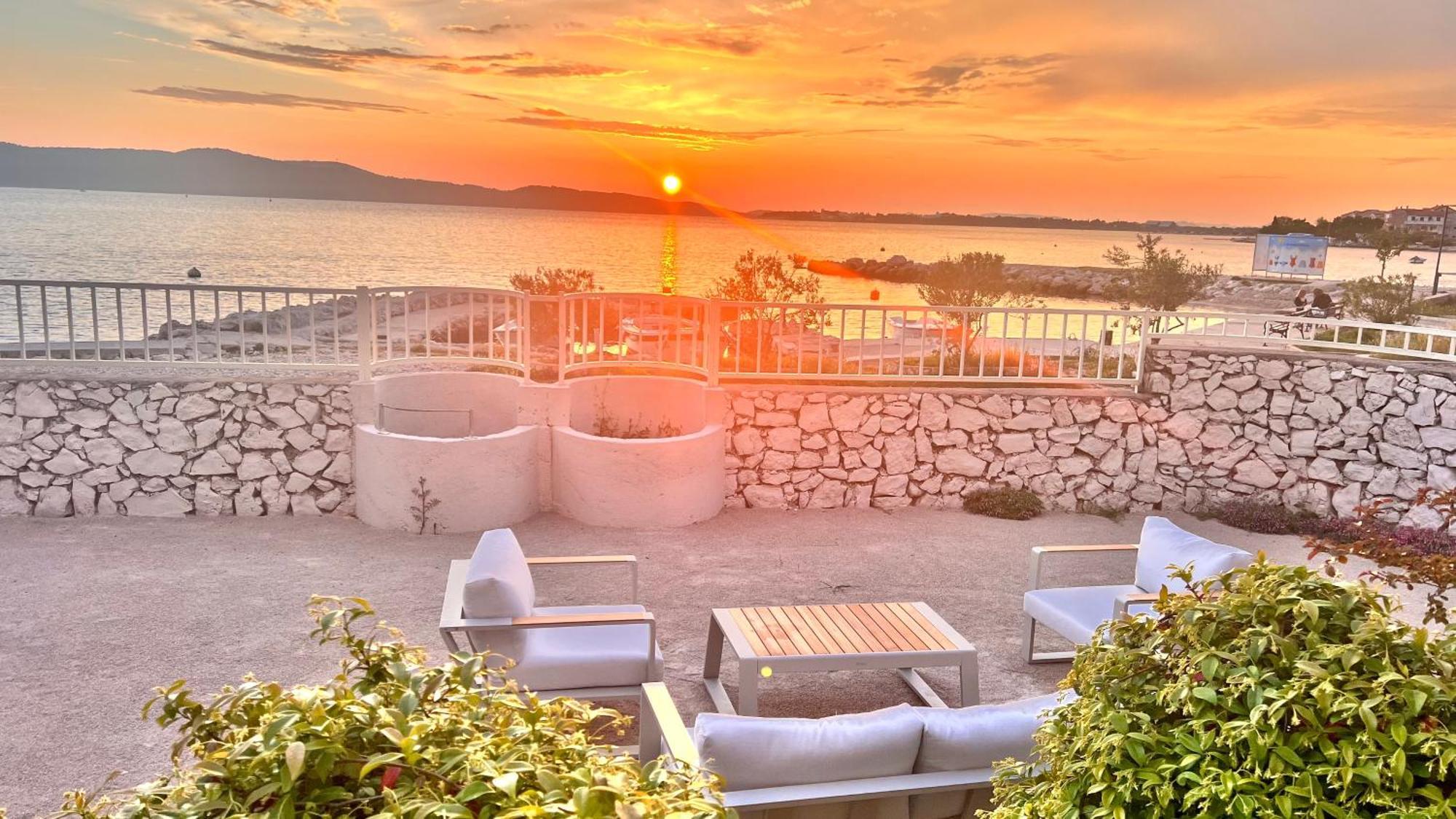 Luxury Beach Apartment W Sunset Sea Views Šibenik Extérieur photo